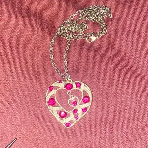 red rhinestone heart ❤️